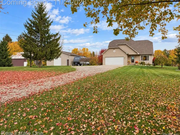 12466 Grand Blanc Rd, Durand, MI 48429