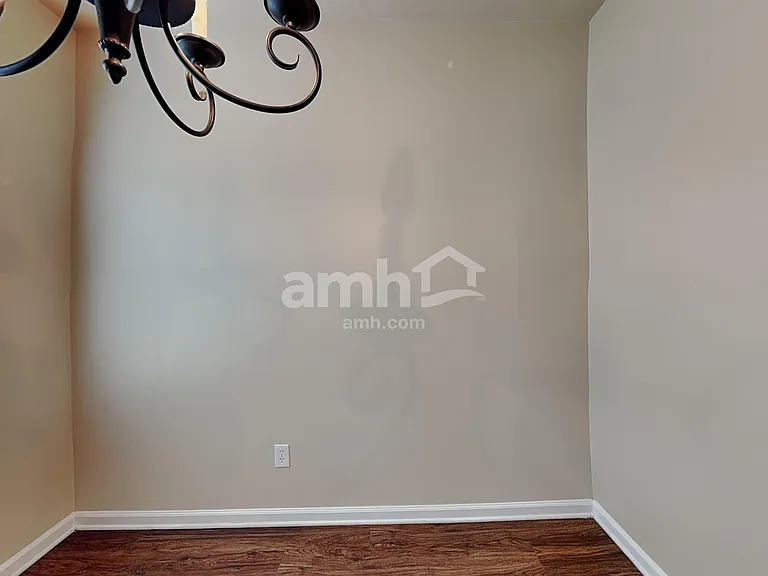 148 Crescent Woode Dr — Photo 10
