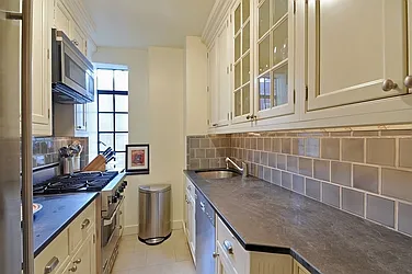 Rented by Nest Seekers International