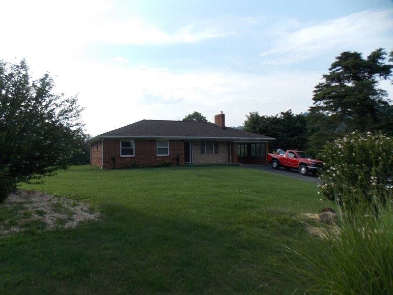 1st image of 1051 Mineral Springs Dr