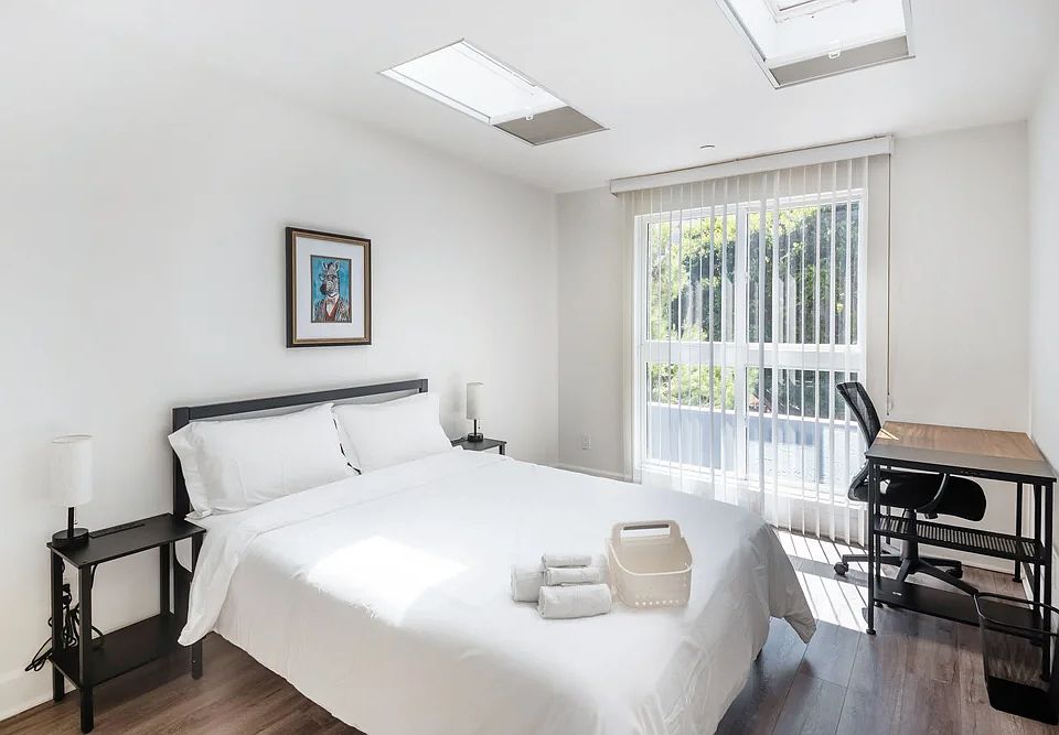1st image of 10982 Roebling Ave #107-3