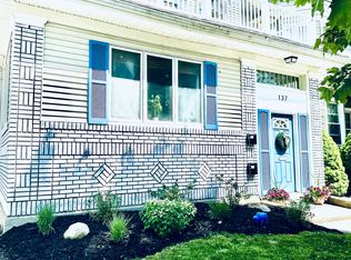 137 Livingston St #1, Buffalo, NY 14213