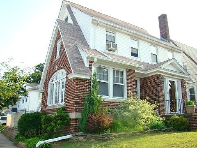 1st image of 205 Overlook Ave
