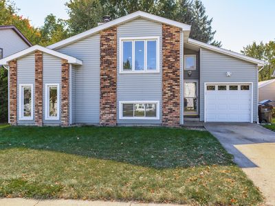 2101 Clearwater Ave, Bloomington, IL, 61704