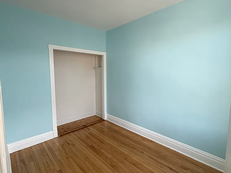 3125 W Pershing Rd #2 — Photo 2