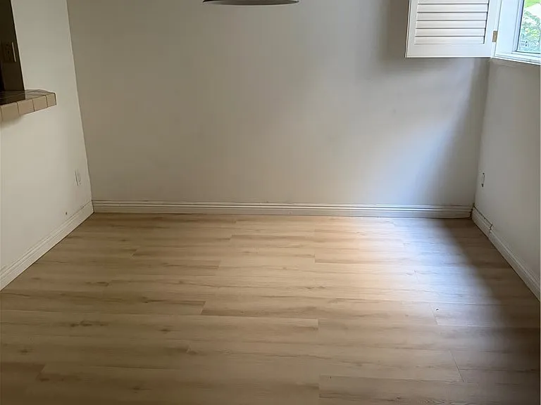4557 Haskell Ave #104 — Photo 8