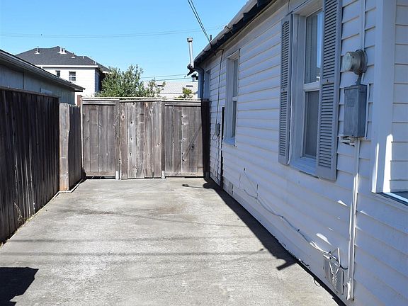 3rd image of 947 8th St