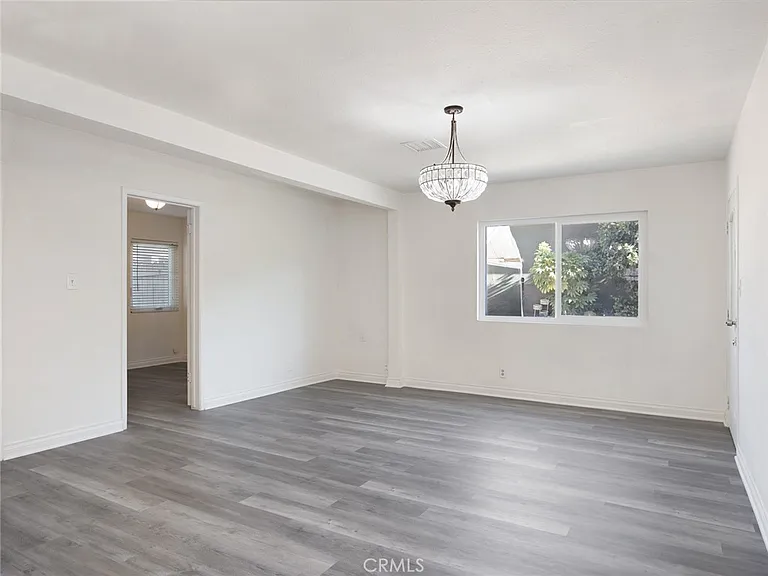 5020 Topanga Canyon Blvd — Photo 16