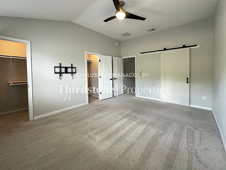 6131 Bartram Village Dr — Photo 7