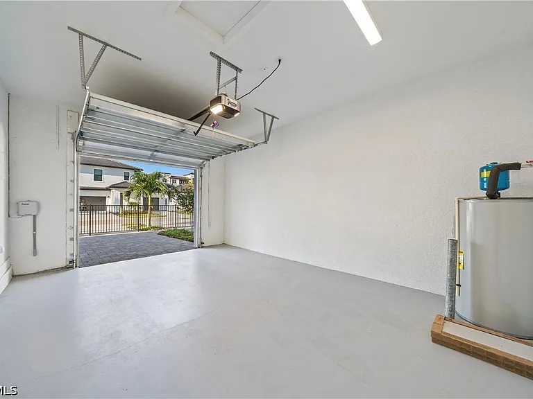 13068 Georges Cay Pl — Photo 25