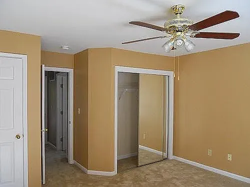 4200 Heathmoor Ct — Photo 16