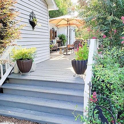 4th image of 2324 W Elm St