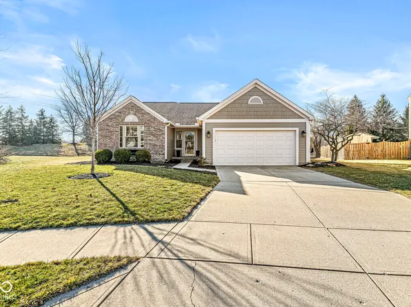 481 Autumn Springs Ct, Avon, IN 46123