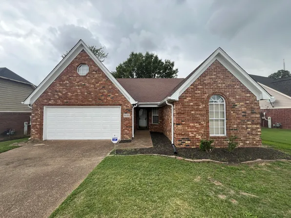 9120 Park Crest Dr, Cordova, TN 38016