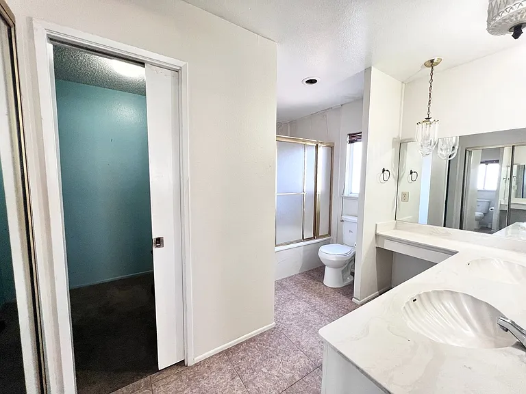 5009 Mesa View Dr — Photo 17