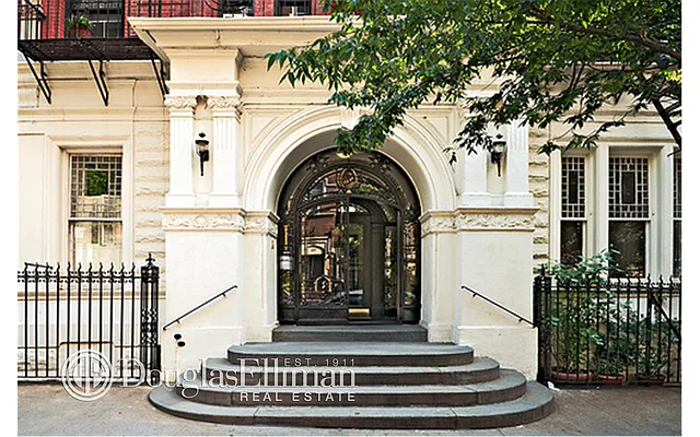 Sold by Douglas Elliman | media 20