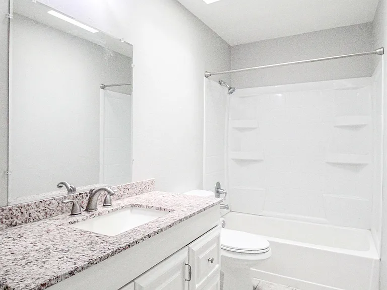 8900 N Shannon Ave — Photo 7