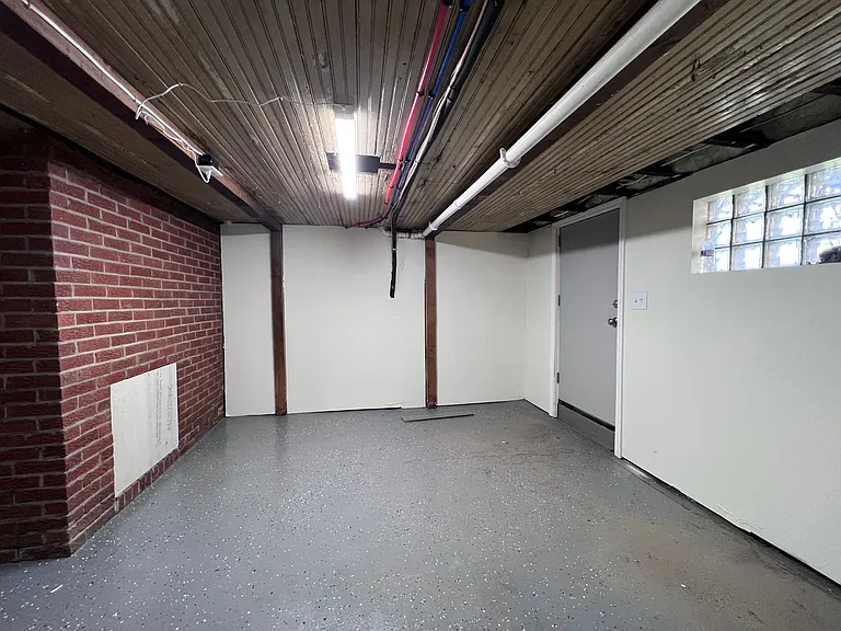 2918 Devlin St — Photo 31