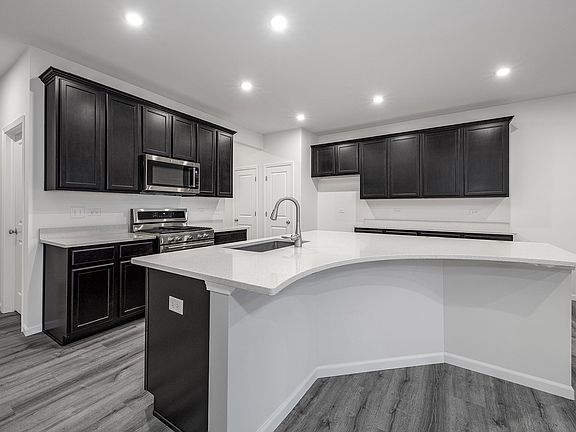 4th image of 535 Watercress Dr #535