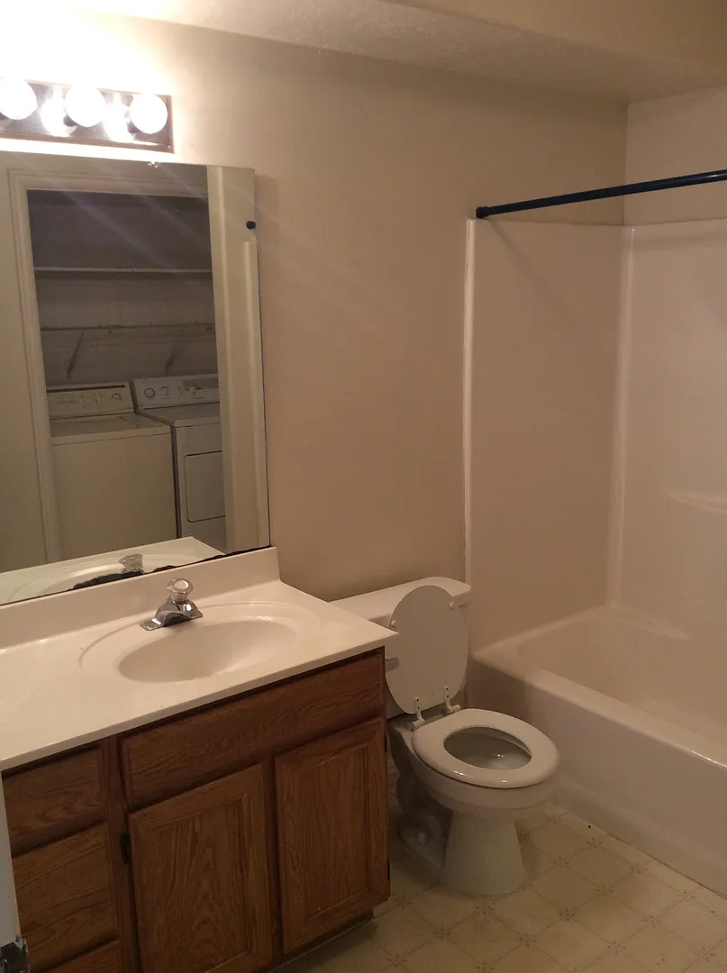 Condo Ready For You! — Photo 4