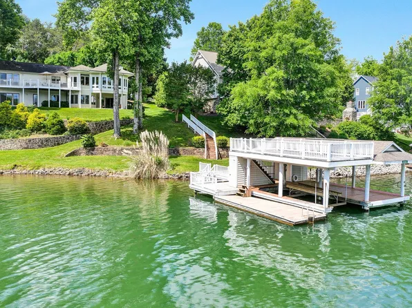 64 Pine Bay Dr, Union Hall, VA 24176