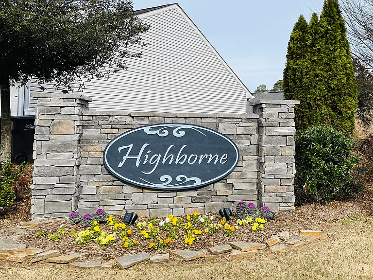 Highborne Apartments & Villas — Photo 1