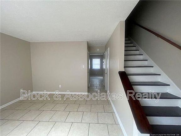 3rd image of 4959 Galveston Dr APT C