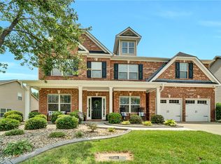 332 Heritage Point Dr, Simpsonville, SC 29681
