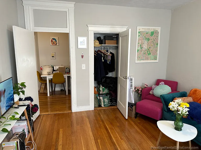 98 Gordon St #2 — Photo 8