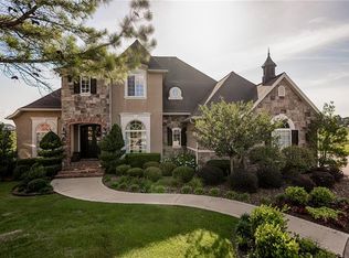 6704 W Valley View Ct, Rogers, AR 72758