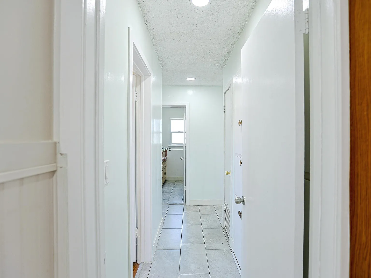 3 bed, 1349 sqft, $4,600 — Photo 3