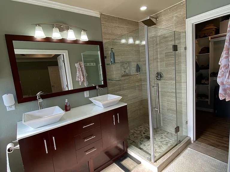 610 Topaz St — Photo 14