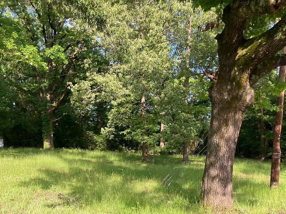 2nd image of 8801 Dreher Ln