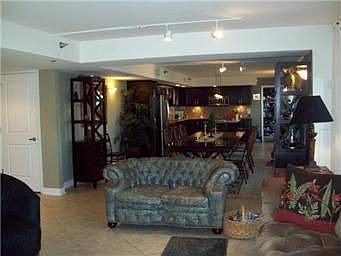 2nd image of 600 E Admiral Blvd #1005