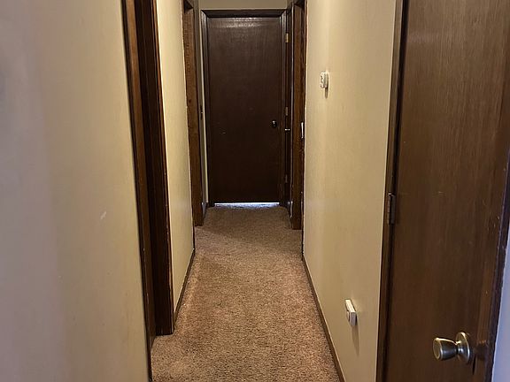 4th image of 808 Pineview Dr