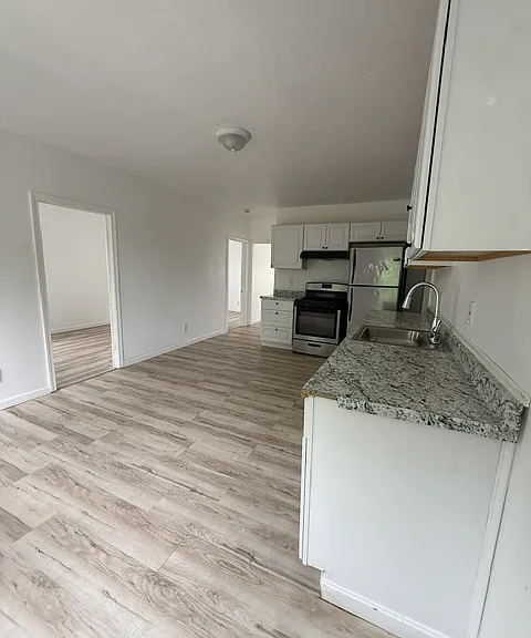 2205 S Main St #2N — Photo 3