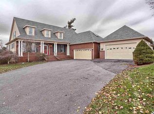 3 Linden Dr E, Carlisle, PA 17015