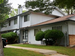1339 S Chambers Cir UNIT B, Aurora, CO 80012