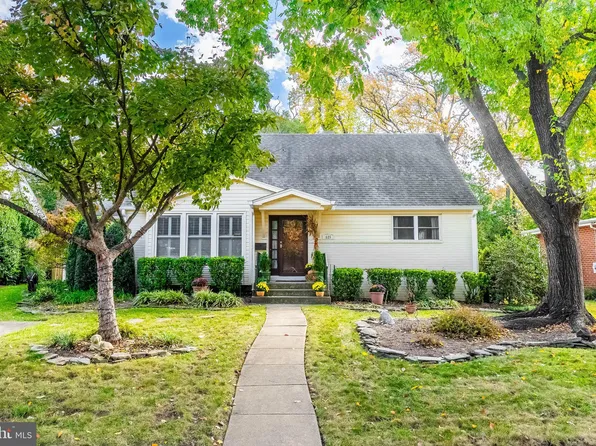 625 Prospect Pl, Alexandria, VA 22304