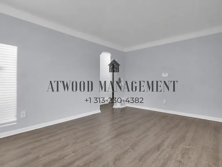 20255 Harned St — Photo 5