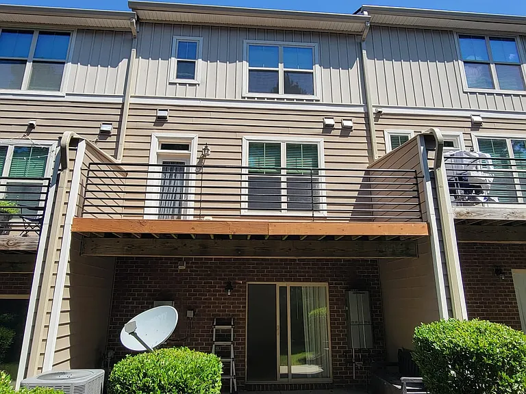 4145 Sykes St — Photo 10