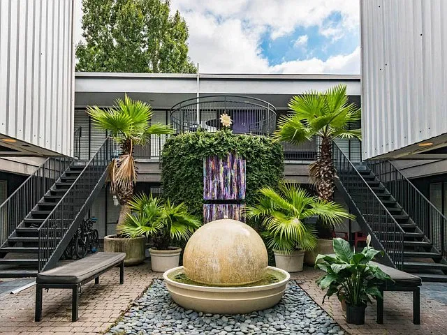420 W Alabama Exterior