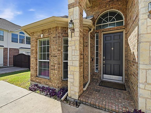 4th image of 3504 Irvin Dr