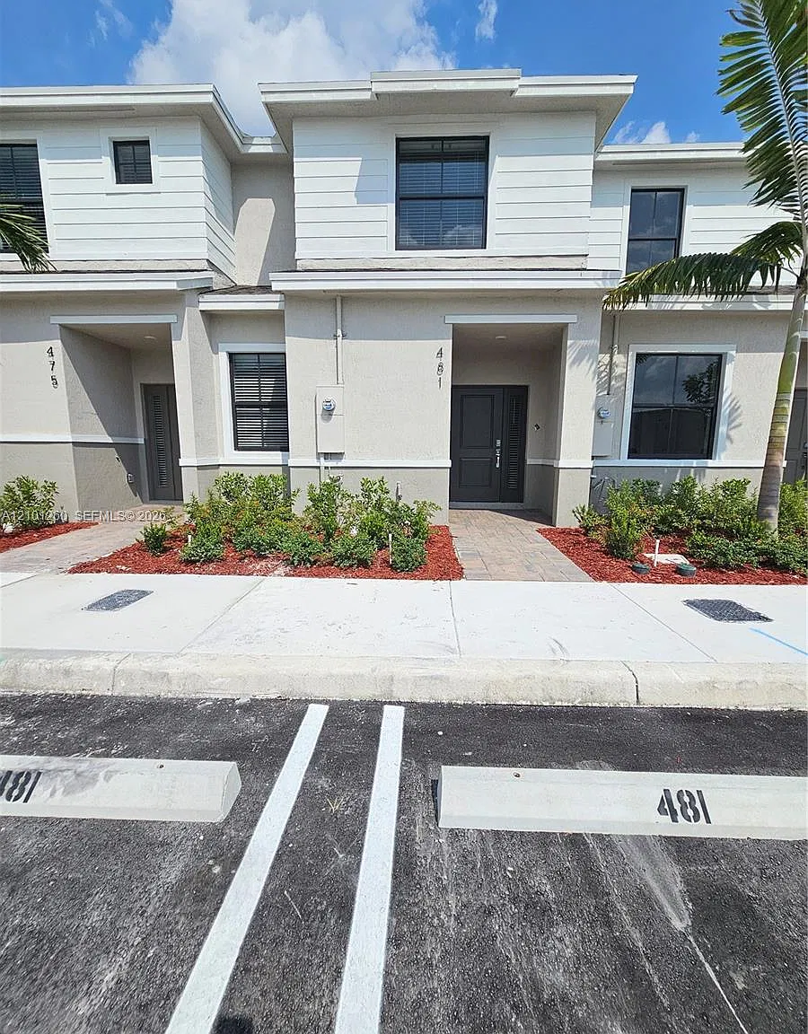 Miami Land And Developmen — Photo 2