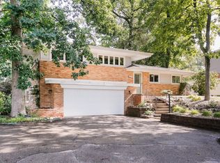 210 Lynwood Dr, Battle Creek, MI