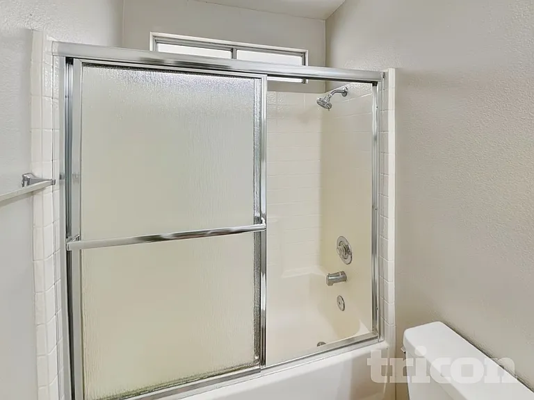 5044 Vista Del Rancho Way — Photo 14