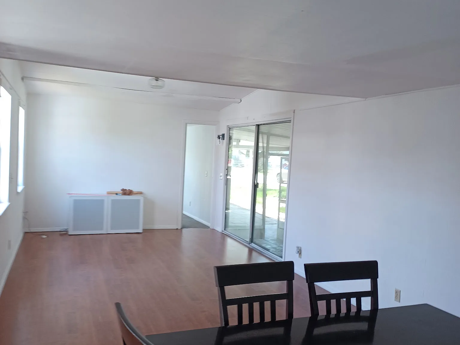 2 bed, 952 sqft, $1,700 — Photo 2