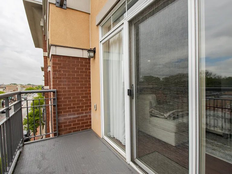 7243 Madison St #415 — Photo 21