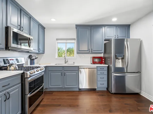 4466 Coldwater Canyon Ave APT 205, Studio City, CA 91604