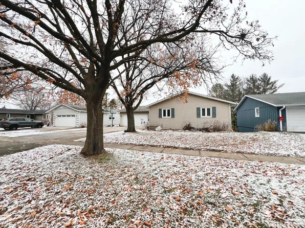 670 W Main St, Cary, IL 60013